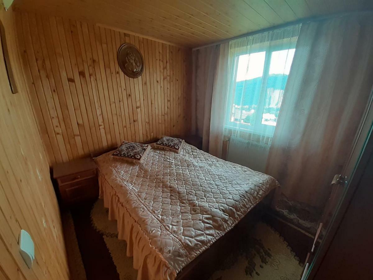 Kатруся Hotel Яремче Екстериор снимка